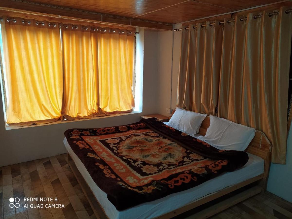 Moksha - By The River Villa Jibhi Luaran gambar