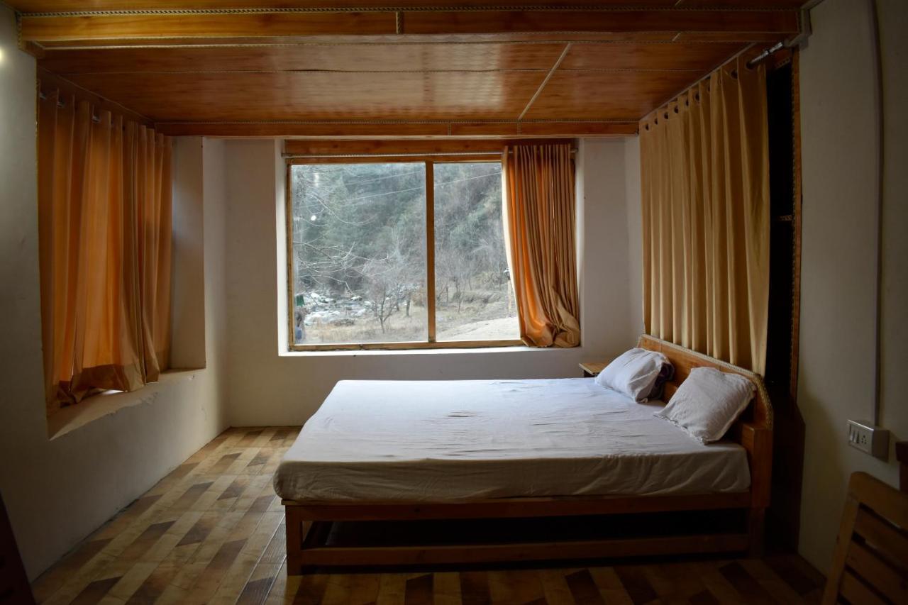 Moksha - By The River Villa Jibhi Luaran gambar